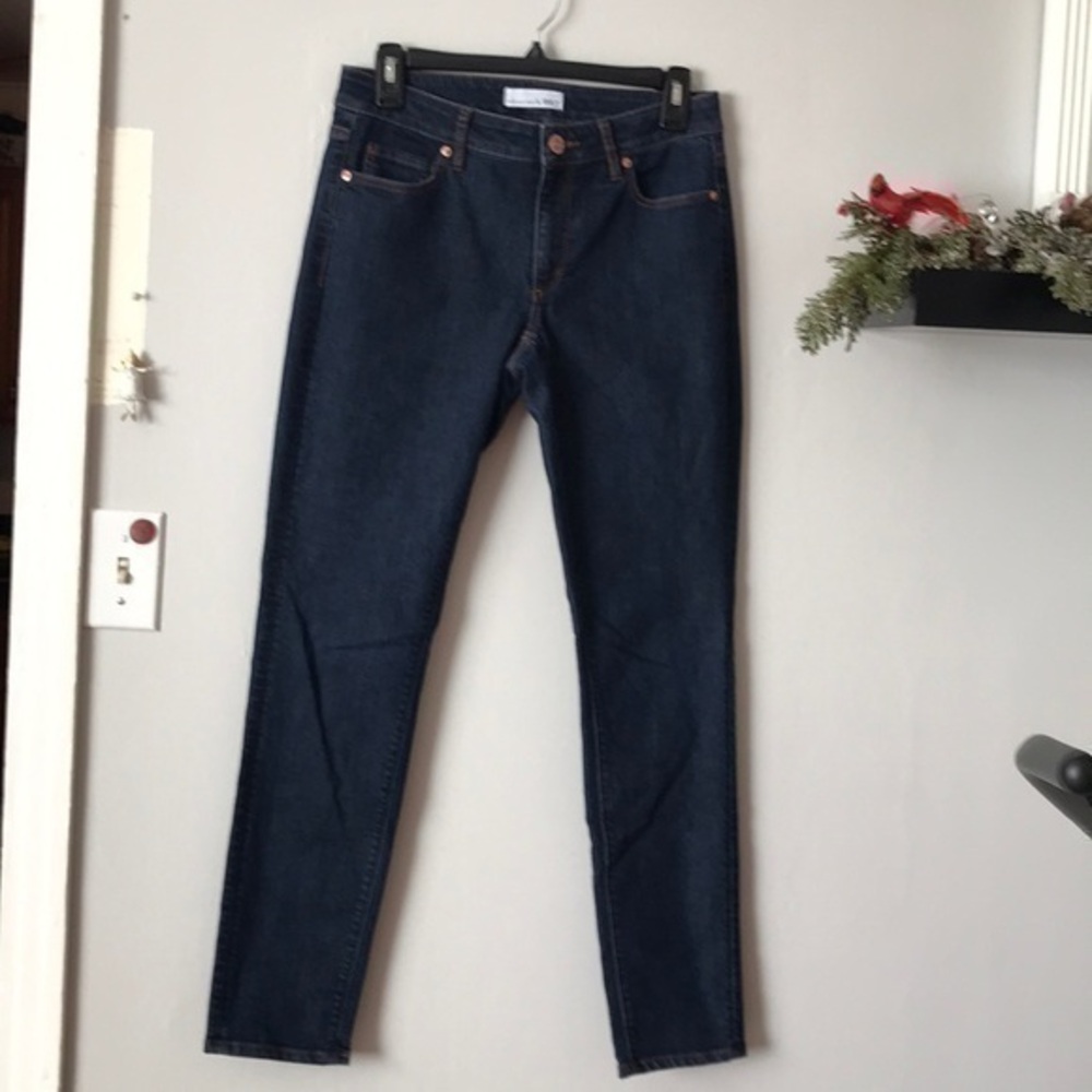 Loft jeans Curvy Skinny jeans size 26/2